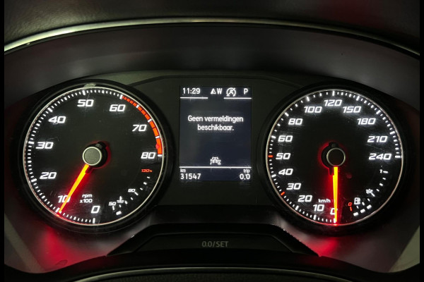 Seat Arona 1.0 TSI Style Business Intense Plus| PDC| CARPLAY