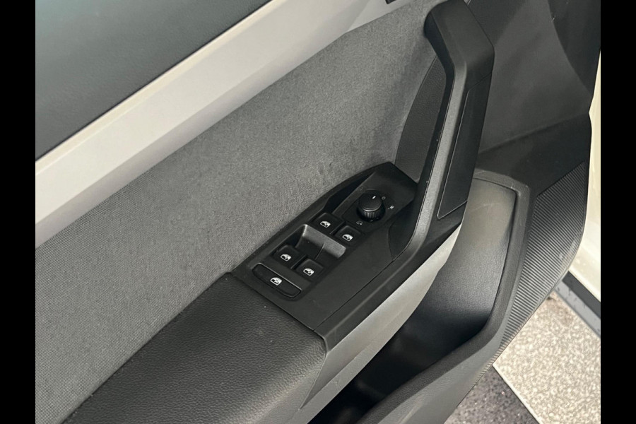 Seat Arona 1.0 TSI Style Business Intense Plus| PDC| CARPLAY