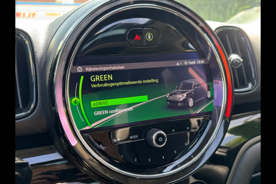 MINI Countryman 220PK HYBRID COOPER S E ALL4 CHILI SPORT LEDER/NAVI/CARPLAY/PANORAMADAK