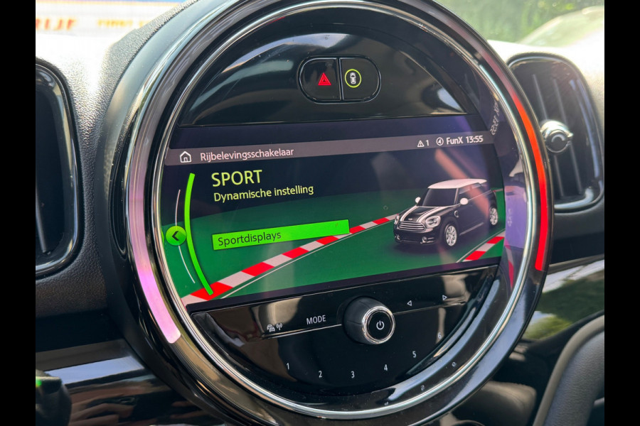 MINI Countryman 220PK HYBRID COOPER S E ALL4 CHILI SPORT LEDER/NAVI/CARPLAY/PANORAMADAK
