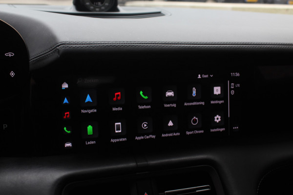 Porsche Taycan Sport Turismo 93 kWh / SoH 92,5% / Panoramadak / Camera / Passenger Display / Adaptieve Stoelen / Luchtvering / 21'' / Keyless / Sportchrono / CarPlay / Stoel+Stuurverwarming / Dodehoek / DAB / ACC / Warmtepomp