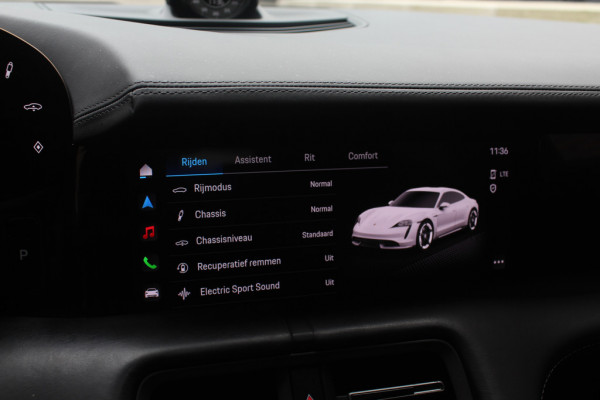 Porsche Taycan Sport Turismo 93 kWh / SoH 92,5% / Panoramadak / Camera / Passenger Display / Adaptieve Stoelen / Luchtvering / 21'' / Keyless / Sportchrono / CarPlay / Stoel+Stuurverwarming / Dodehoek / DAB / ACC / Warmtepomp