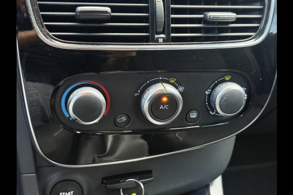 Renault Clio 0.9 TCe Limited 2e Eigenaar|Navi|Airco|Cruise|PDC|Elek ramen|Dealer onderhouden|N.A.P|APK tot 02-2027