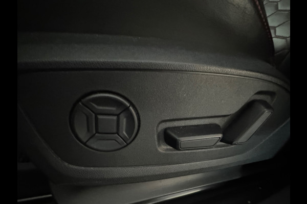Audi RSQ3 Sportback TFSI Quattro Pano|RS Seat|Sonos|Trekhaak