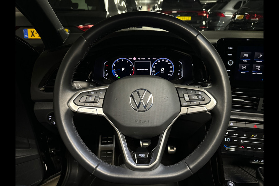 Volkswagen T-Roc 1.5 TSI R-Line Pano|IQ|Keyles|CarPlay|Sfeer