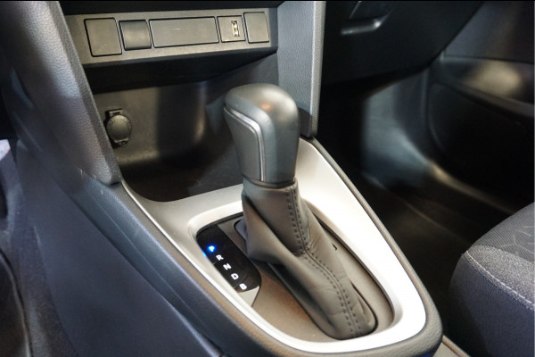 Toyota Yaris Cross 1.5 Hybrid adaptive cruise control | android auto / apple carplay