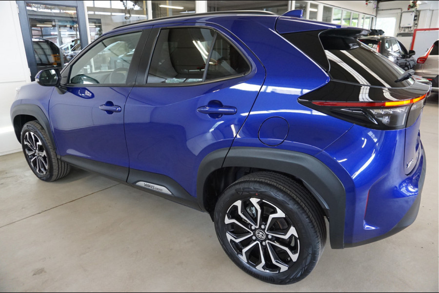 Toyota Yaris Cross 1.5 Hybrid adaptive cruise control | android auto / apple carplay