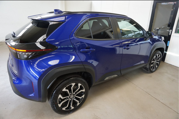 Toyota Yaris Cross 1.5 Hybrid adaptive cruise control | android auto / apple carplay