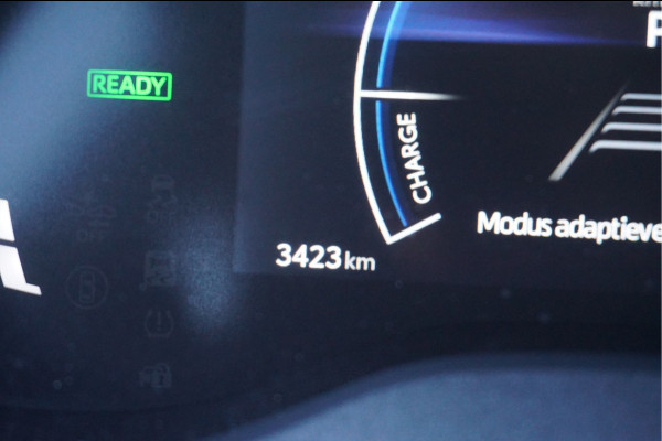 Toyota Yaris Cross 1.5 Hybrid adaptive cruise control | android auto / apple carplay