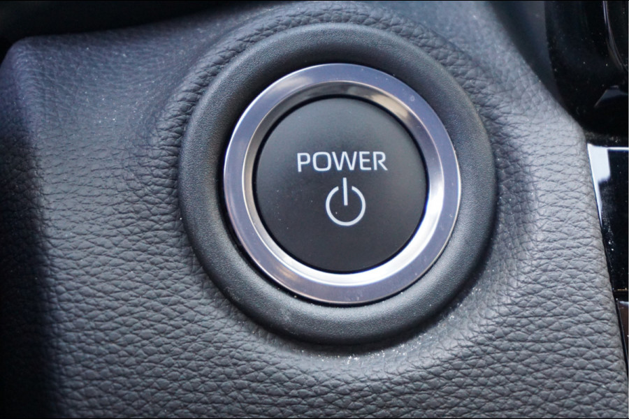 Toyota Yaris Cross 1.5 Hybrid adaptive cruise control | android auto / apple carplay