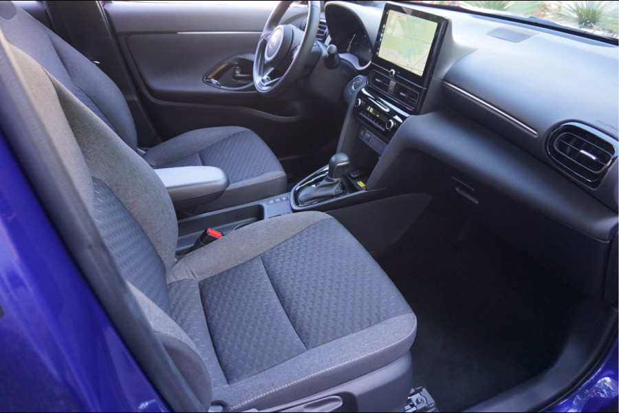 Toyota Yaris Cross 1.5 Hybrid adaptive cruise control | android auto / apple carplay