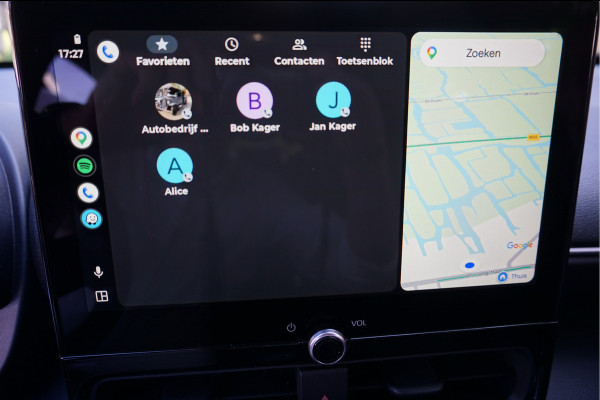 Toyota Yaris Cross 1.5 Hybrid adaptive cruise control | android auto / apple carplay