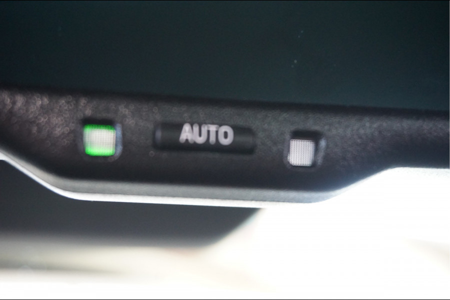 Toyota Yaris Cross 1.5 Hybrid adaptive cruise control | android auto / apple carplay