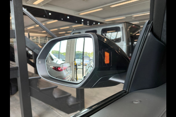 Audi Q8 60 TFSI e quattro S Line Comp Pano|RS Seat|HuD|Memory