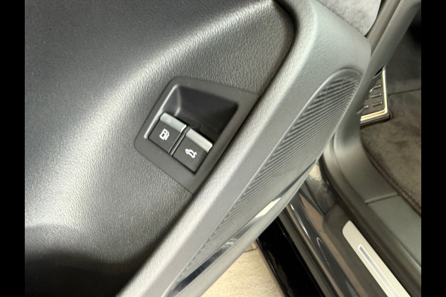 Audi Q8 60 TFSI e quattro S Line Comp Pano|RS Seat|HuD|Memory