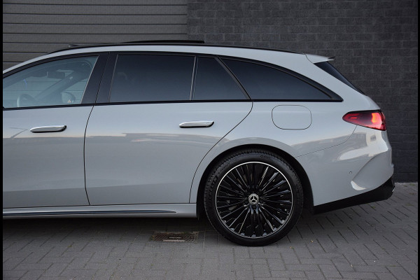 Mercedes-Benz E-Klasse Estate 300 e Exclusive Line*AMG Pakket*PANO*Trekhaak*Dubbel scherm*35Dkm