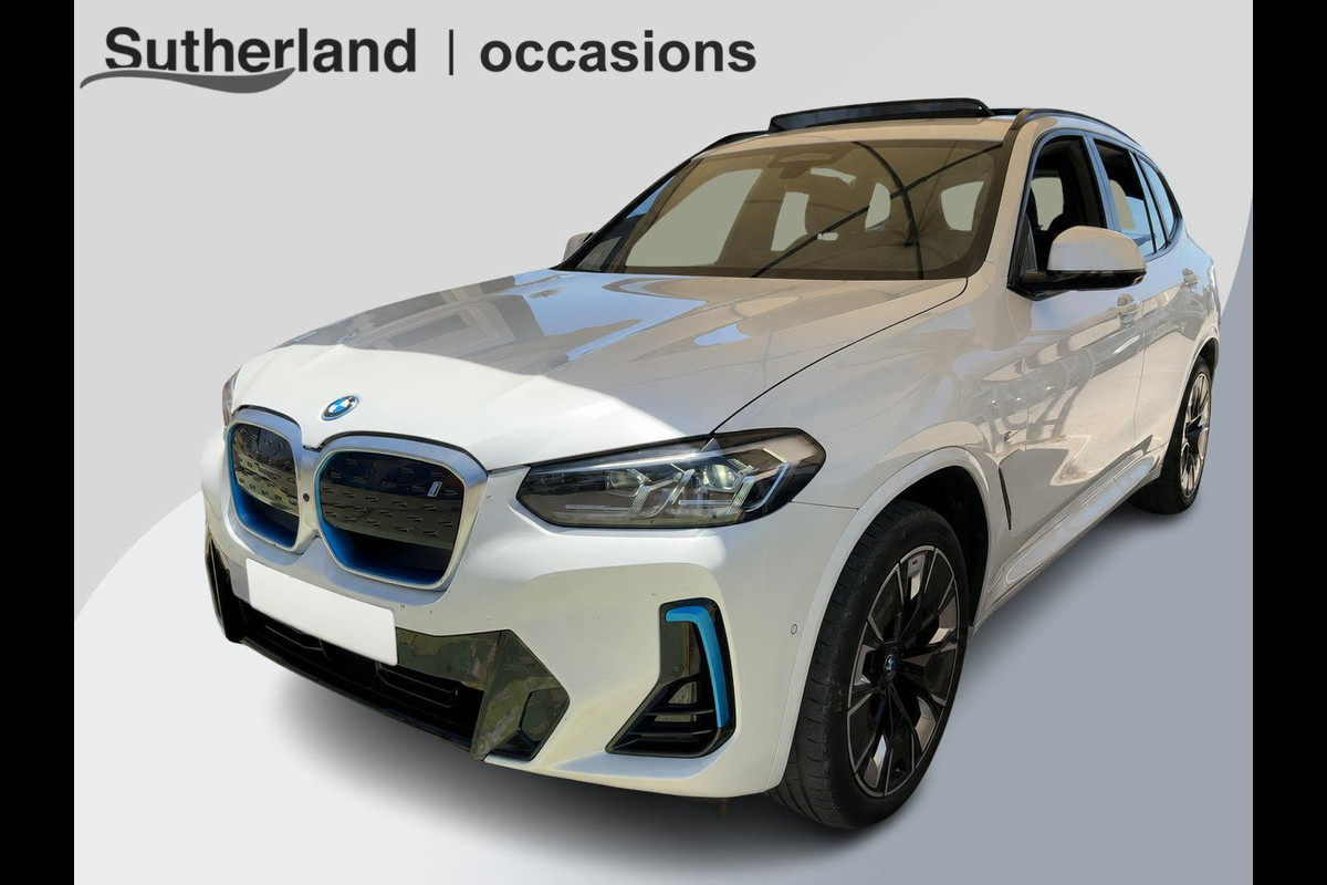 BMW iX3 High Executive 80 kWh | M Pakket | Panoramadak | 360 graden camera | Sportstoelen | Harman/kardon | Keyless entry | Elektrische achterklep | Stoelverwarming | Head Up Display