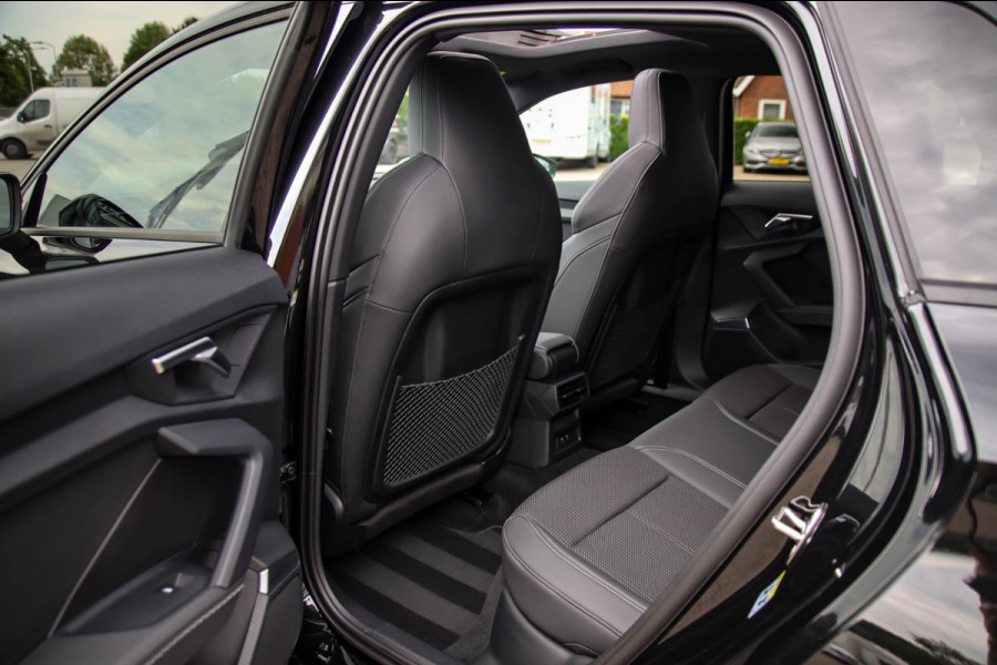 Audi A3 Sportback 40 TFSI e PHEV S Edition S-line 204pk S-Tronic! 1e|DLR|Panoramadak|Virtual Cockpit|Kuipstoelen|LED Matrix|Black