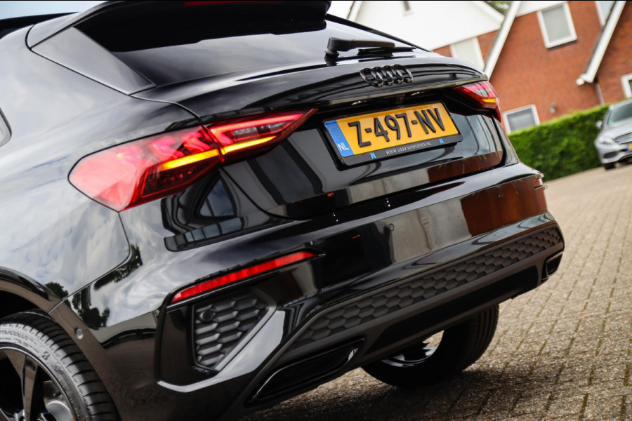 Audi A3 Sportback 40 TFSI e PHEV S Edition S-line 204pk S-Tronic! 1e|DLR|Panoramadak|Virtual Cockpit|Kuipstoelen|LED Matrix|Black