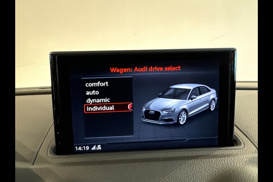 Audi RS3 Limousine 2.5 TFSI quattro Pano|RS Seat|Keyless|B&O