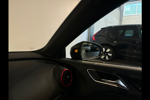 Audi RS3 Limousine 2.5 TFSI quattro Pano|RS Seat|Keyless|B&O