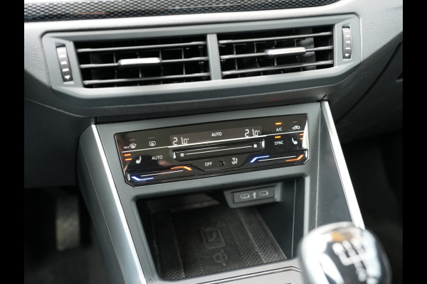 Volkswagen Polo 1.0 TSI Life Business | Cruise Control Adaptief | Draadloze Telefoonlader |