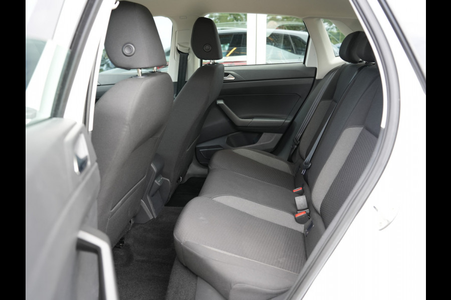 Volkswagen Polo 1.0 TSI Life Business | Cruise Control Adaptief | Draadloze Telefoonlader |