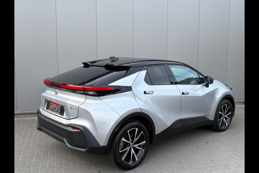 Toyota C-HR 1.8 Hybrid 140PK First Edition Bi-Tone/Winter-pack/Gr.-navigatie/Elektr.klep/Camera/Adapt.-cruise