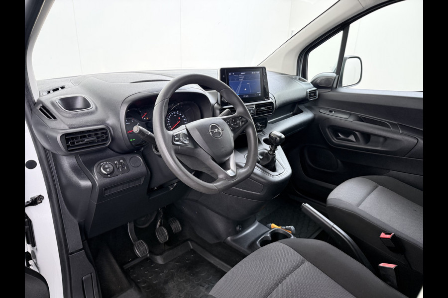 Opel Combo D 131PK L2H1 Navi Camera Trekhaak Euro 6 Dakrails Airco Cruise Control Pdc DAB Edition Schuifdeur Betonplex Vloer Wandbetimmering 1.5D 1.200KG Trekgewicht 1e Eigenaar Zeer compleet!