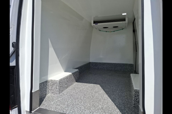 Mercedes-Benz Sprinter 319 CDI L2 H2 Koelwagen Dag en Nacht 3.5T Trekhaak (Wordt verwacht)