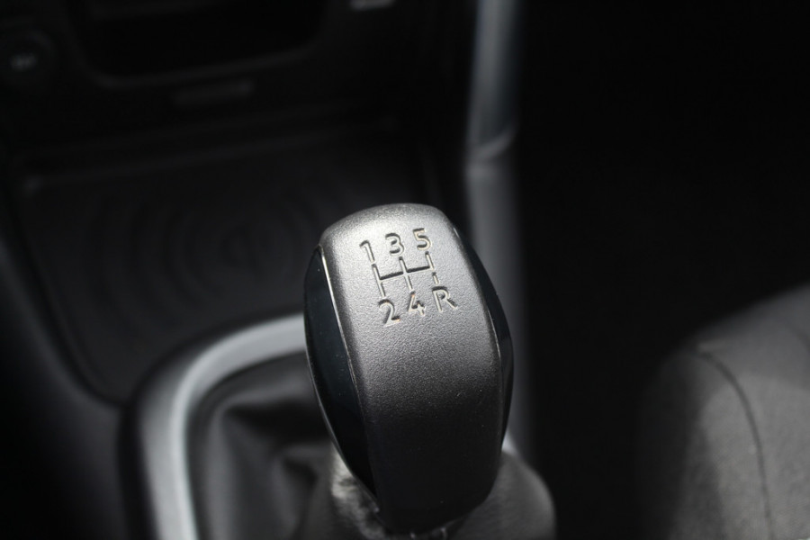 Citroën C3 1.2 PureTech S&S Feel / Distr.riem VV / Trekhaak / Navigatie / Stoelverwarming / Cruise Control