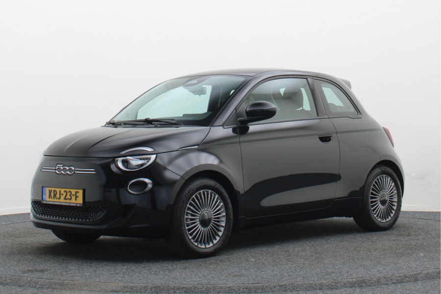 Fiat 500E Icon 42 kWh SOH 97%, Virtual Cockpit, Apple Carplay, Lane Assist, 16"