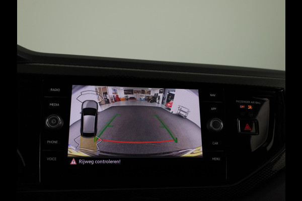 Volkswagen Taigo 1.0 TSI Life Edition 115 pk Automaat (DSG) | Verlengde garantie | Navigatie | Parkeersensoren | Achteruitrijcamera | Adaptieve cruise control |