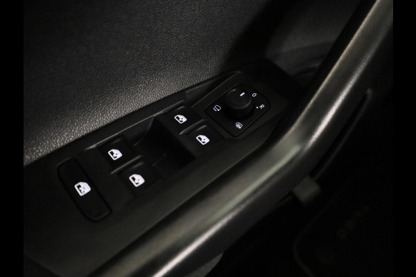 Volkswagen Taigo 1.0 TSI Life Edition 115 pk Automaat (DSG) | Verlengde garantie | Navigatie | Parkeersensoren | Achteruitrijcamera | Adaptieve cruise control |