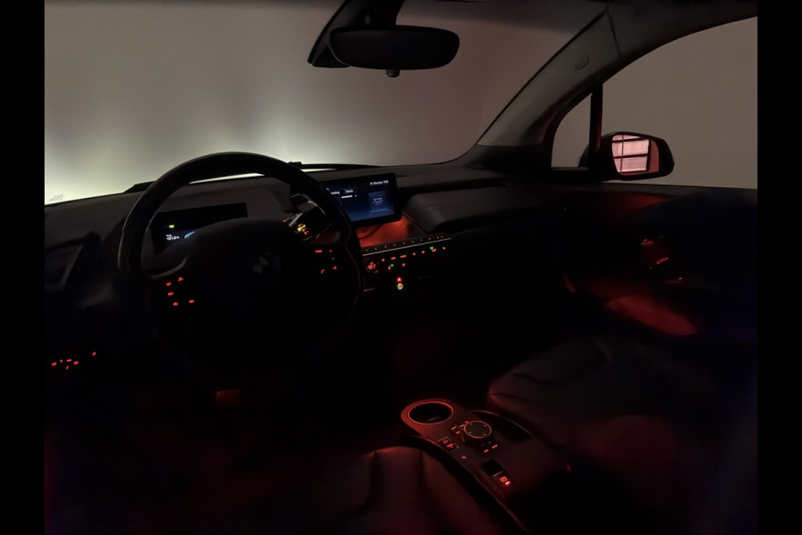 BMW i3 S Executive Edition 120Ah 42 kWh | SOH 86,4% | Leer | Panoramadak | Black pack