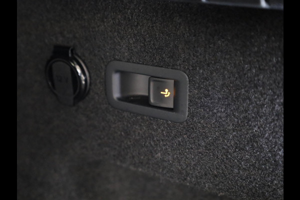 Volkswagen Tayron 1.5 eHybrid R-Line Edition 272 pk Automaat (DSG) | Verlengde garantie | Navigatie | Panoramadak | Trekhaak (wegklapbaar) | Parkeersensoren (Park assist) | Rondomzicht camera | Black Style pakket | R-Line |
