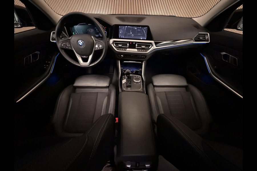 BMW 3 Serie Touring 330e xDrive Plugin-hybrid 292PK Aut. Sportline | Navi | Trekhaak | LED | PDC | Incl. garantie