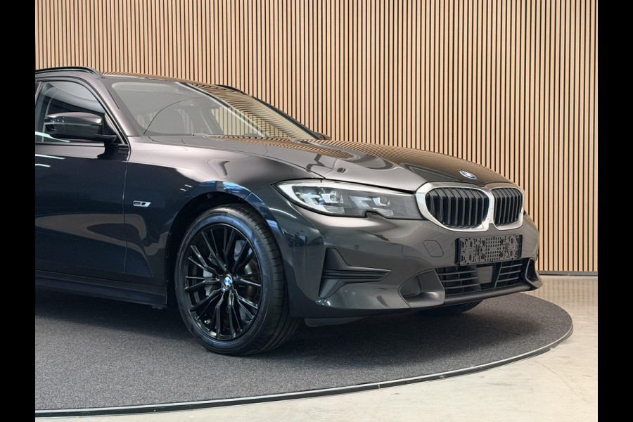 BMW 3 Serie Touring 330e xDrive Plugin-hybrid 292PK Aut. Sportline | Navi | Trekhaak | LED | PDC | Incl. garantie