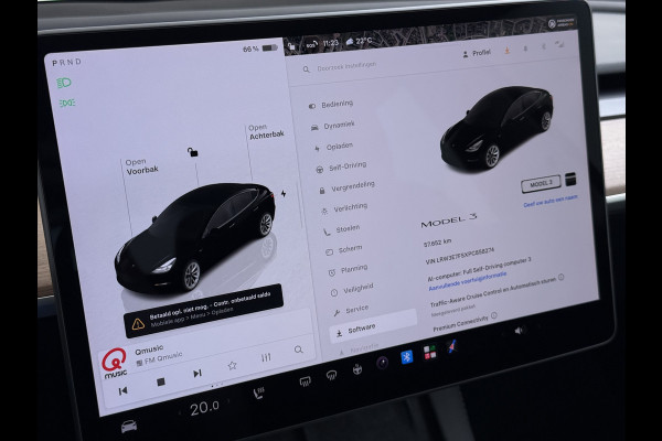 Tesla Model 3 Standard RWD Plus 60kWh Warmtepomp LFP-Accu SOH 93% AMD Ryzen™ ­Stuur+Stoelverwarming Navi Camera's Leder Adap.Cruise Elek.Achte Premium Luidsprekers Lmv 19" Led Panoramadak Google Maps® Elek.Stoelen+Memory 1e Eigenaar Origineel Nederlandse Auto