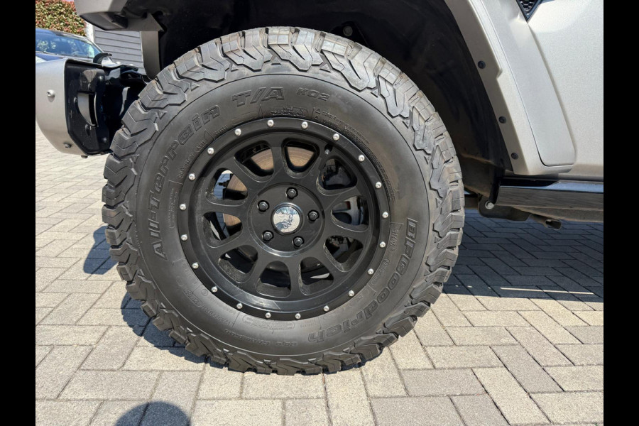 Jeep Wrangler BRUTE Richmond Sahara 4xe 380 | Hardtop/Soft top | Skyview