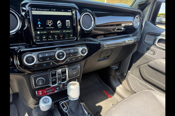 Jeep Wrangler BRUTE Richmond Sahara 4xe 380 | Hardtop/Soft top | Skyview