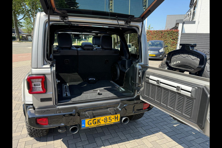 Jeep Wrangler BRUTE Richmond Sahara 4xe 380 | Hardtop/Soft top | Skyview