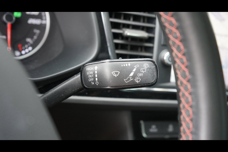 Seat Leon 1.4 TSI FR Ultimate Edition AUTOMAAT-ALCANTARA-AMBIANCE-CLIMA-FULL LED-NAVIGATIE-MODE-SEAT SOUND-STOELVEWARMING