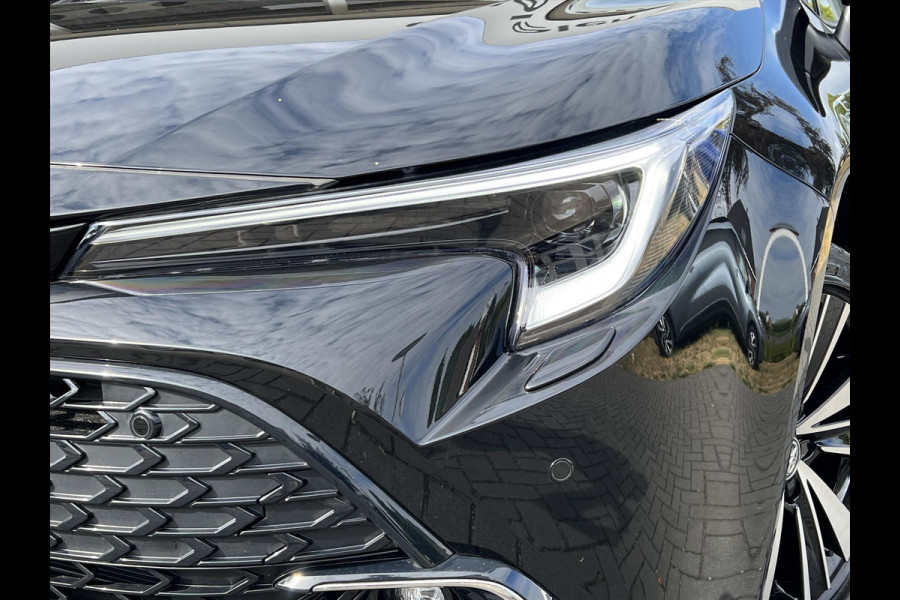 Toyota Corolla Touring Sports 140 Dynamic Plus | Stoel + Stuurverwarming, 17 inch, Parkeersensoren, Keyless, Groot scherm