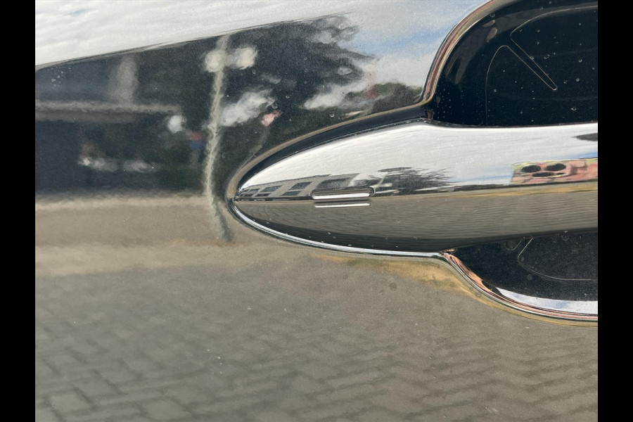 Toyota Corolla Touring Sports 140 Dynamic Plus | Stoel + Stuurverwarming, 17 inch, Parkeersensoren, Keyless, Groot scherm