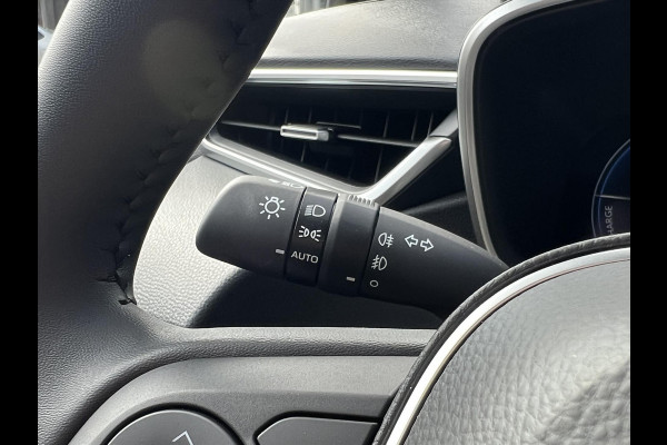 Toyota Corolla Touring Sports 140 Dynamic Plus | Stoel + Stuurverwarming, 17 inch, Parkeersensoren, Keyless, Groot scherm
