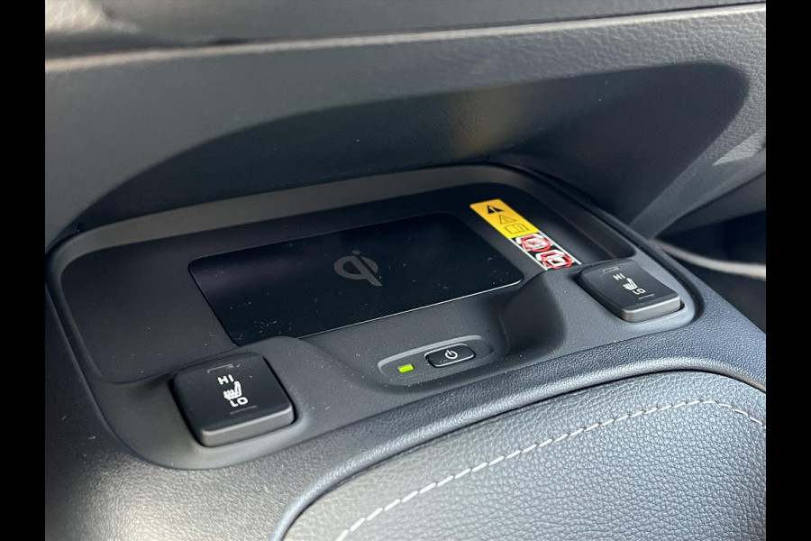 Toyota Corolla Touring Sports 140 Dynamic Plus | Stoel + Stuurverwarming, 17 inch, Parkeersensoren, Keyless, Groot scherm