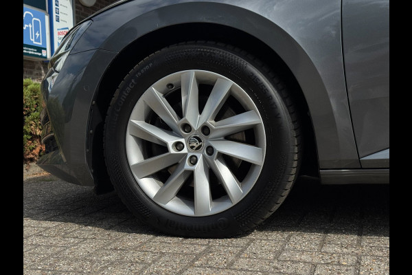 Škoda Superb Combi 1.4 TSI iV Business Edition Plus PHEV | Navi, 360 Camera, Stoel+Achterb.verw., ACC, El. A.klep | Dealeroh. |