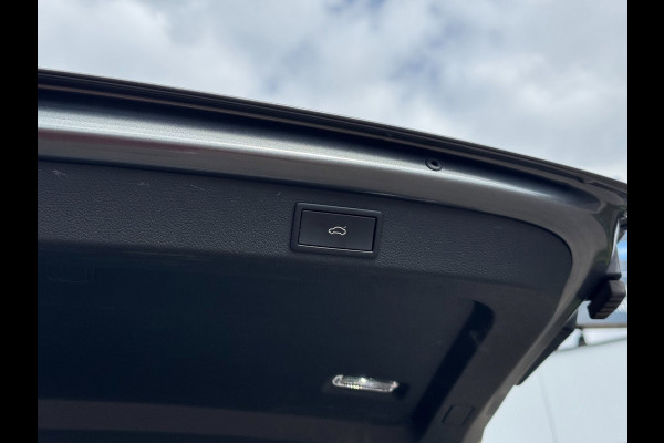 Škoda Superb Combi 1.4 TSI iV Business Edition Plus PHEV | Navi, 360 Camera, Stoel+Achterb.verw., ACC, El. A.klep | Dealeroh. |