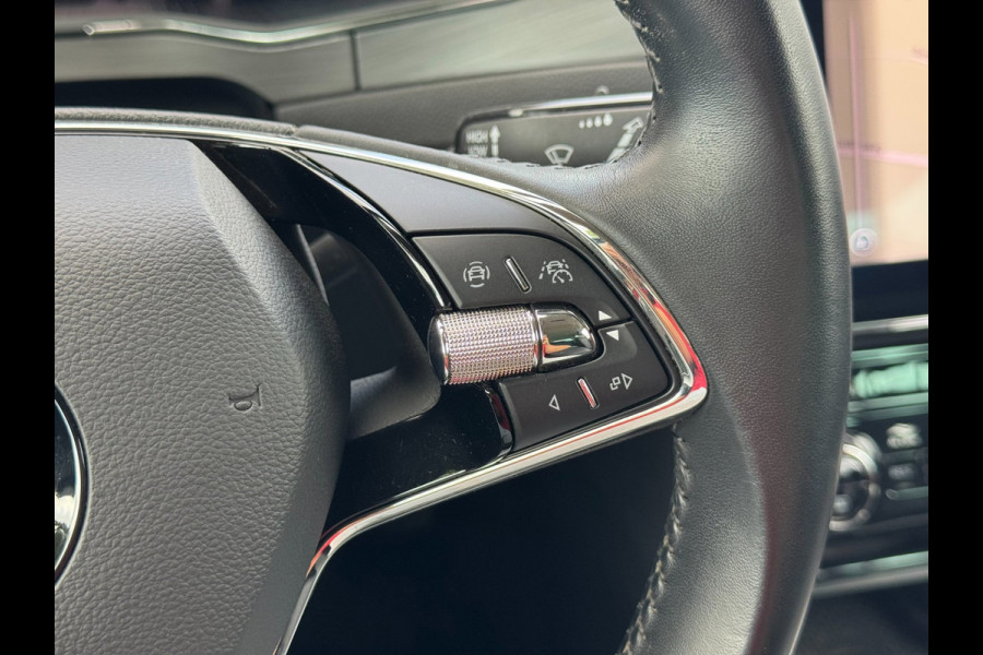 Škoda Superb Combi 1.4 TSI iV Business Edition Plus PHEV | Navi, 360 Camera, Stoel+Achterb.verw., ACC, El. A.klep | Dealeroh. |